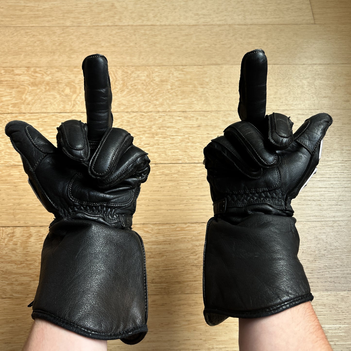 Kadoya “Hammer” Armored Calfskin Gloves