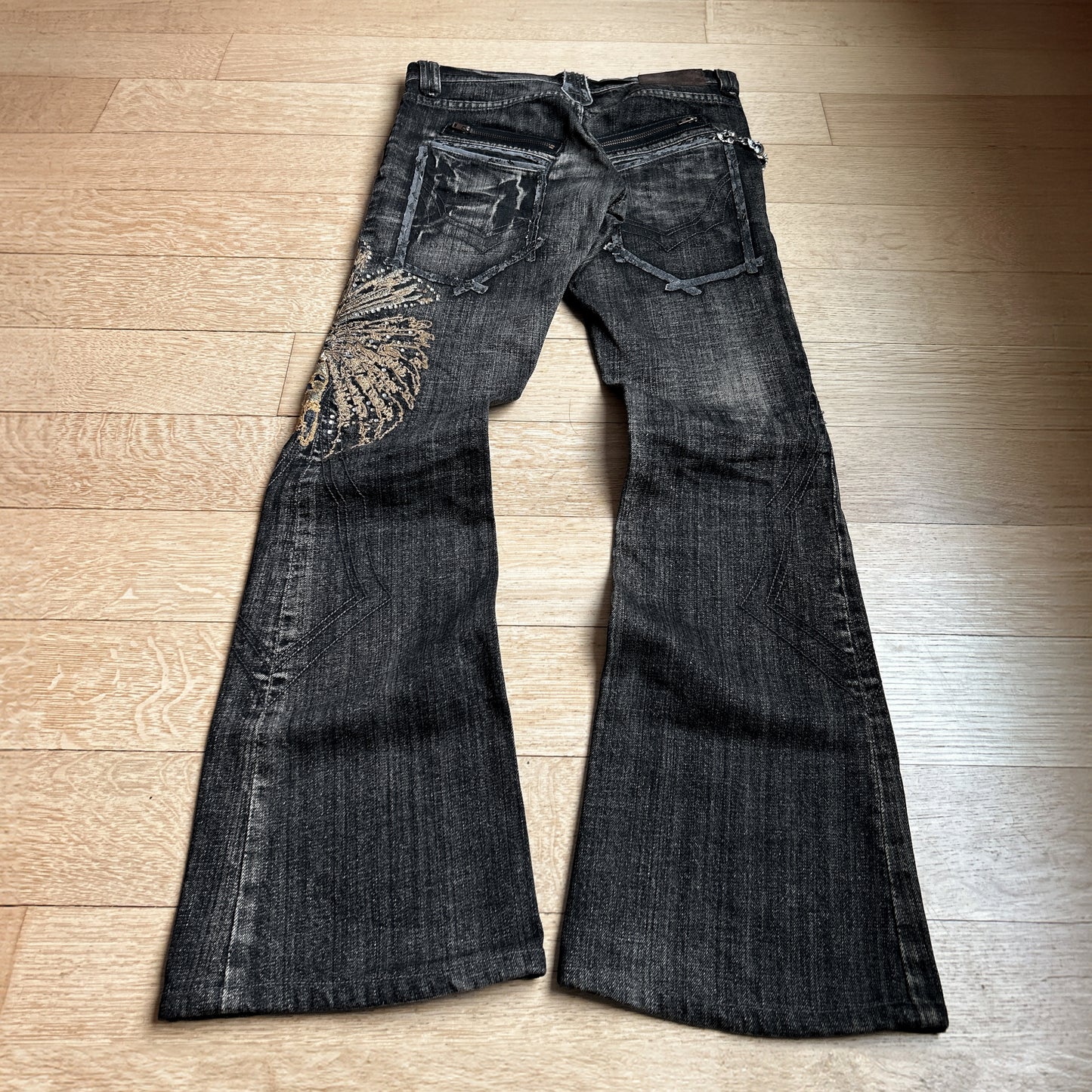 Tornado Mart Embroidered Baggy Flared Jeans