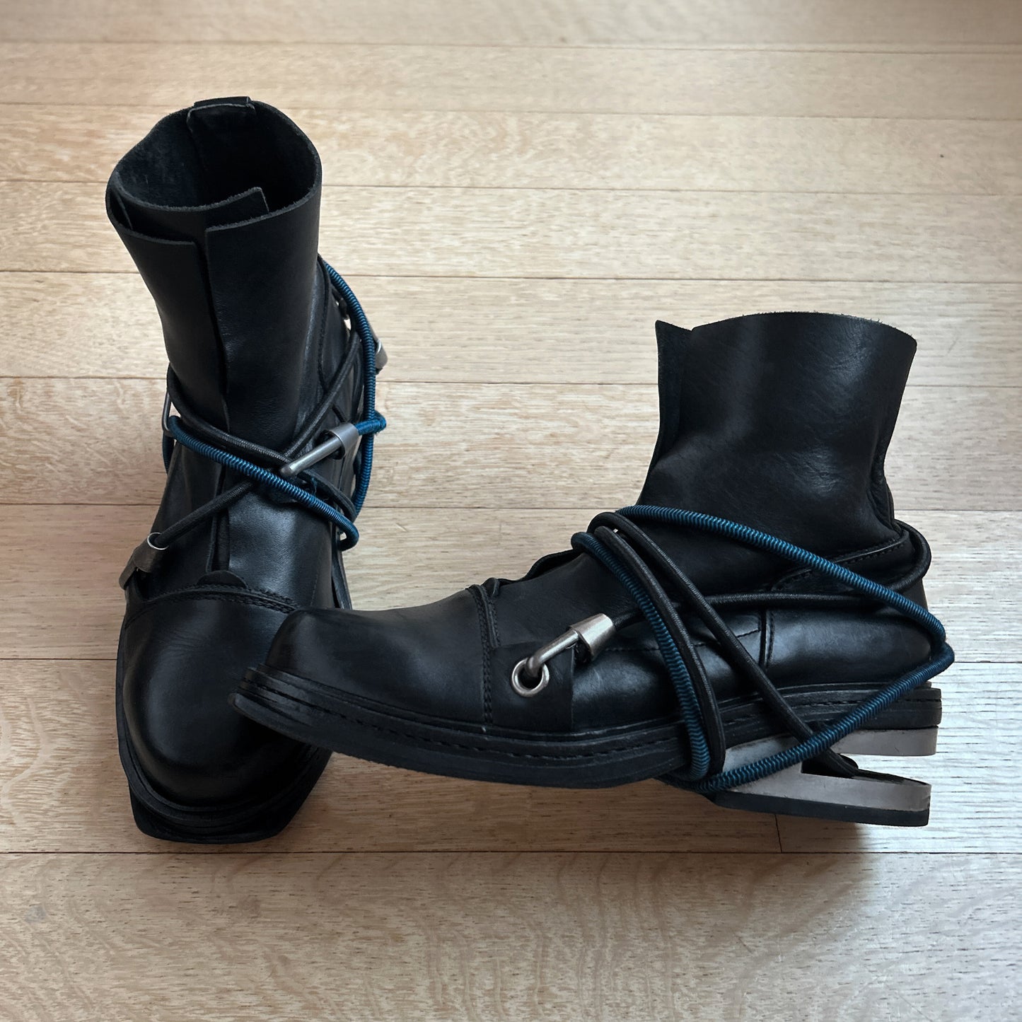 AW96 Dirk Bikkembergs Bungee Cord Mountaineering Boots With Steel Heel