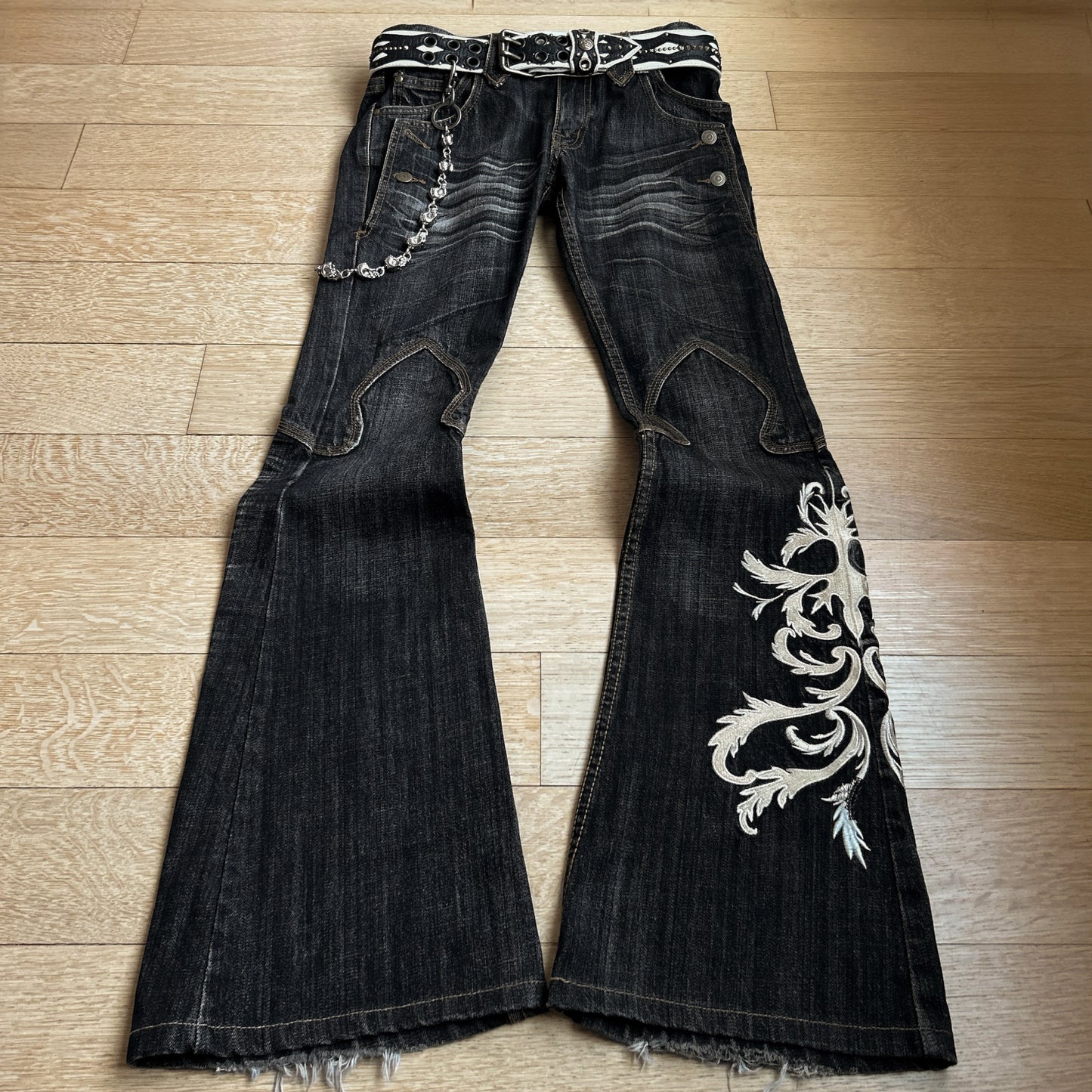 Tornado Mart Tribal Embroidered Flared Jeans