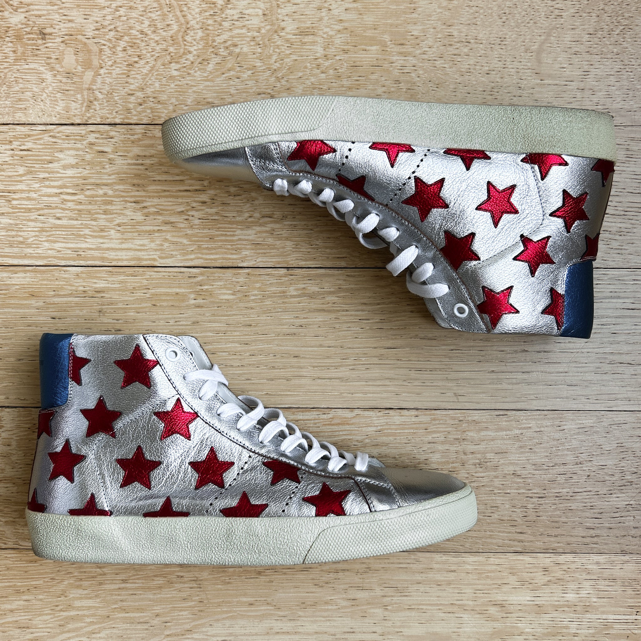 Saint Laurent SL/06 Star Patch Sneakers