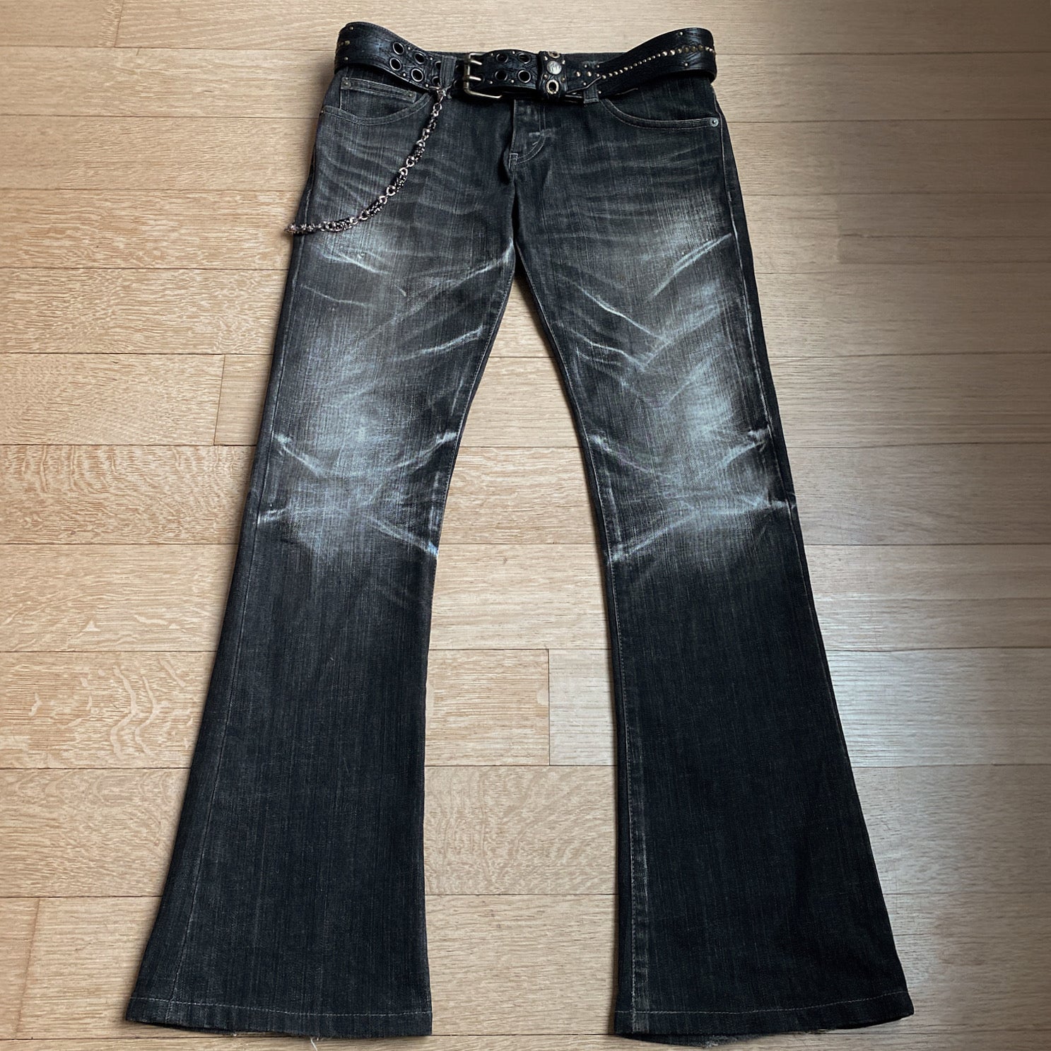 Tornado Mart Whiskered Flared Jeans